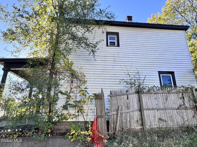 1730 Watt Street, Schenectady, NY 12304