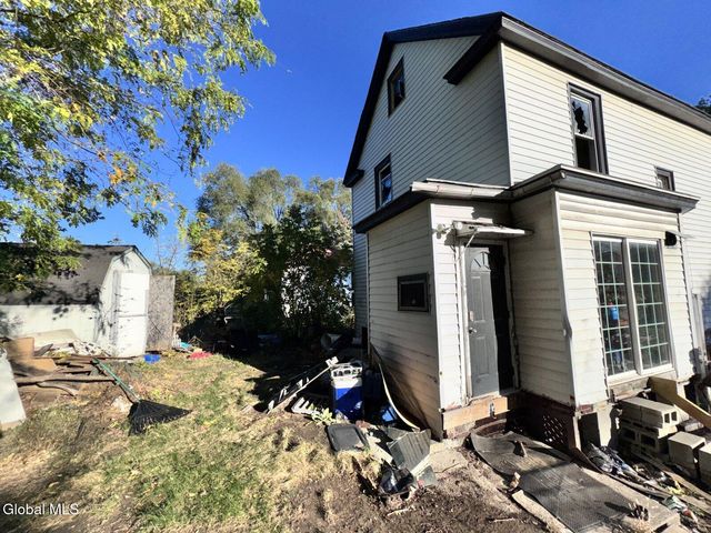 1730 Watt Street, Schenectady, NY 12304