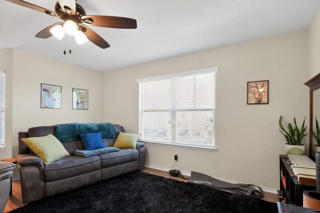 521 Staton ST, Georgetown, TX 78626