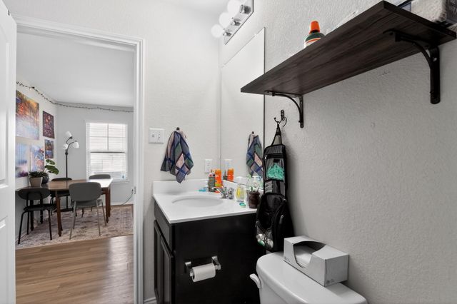 521 Staton ST, Georgetown, TX 78626