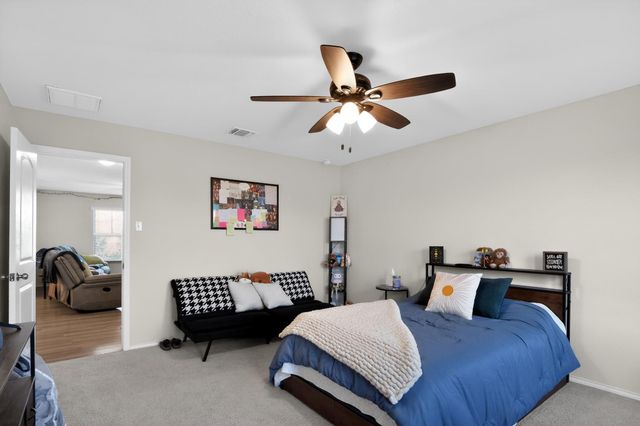 521 Staton ST, Georgetown, TX 78626
