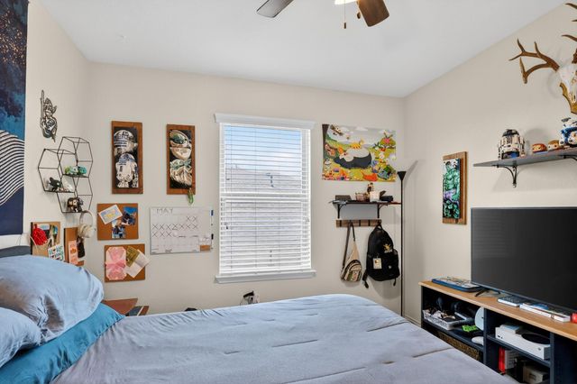 521 Staton ST, Georgetown, TX 78626