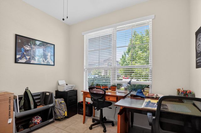 521 Staton ST, Georgetown, TX 78626