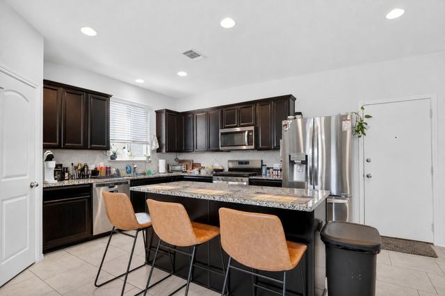 521 Staton ST, Georgetown, TX 78626