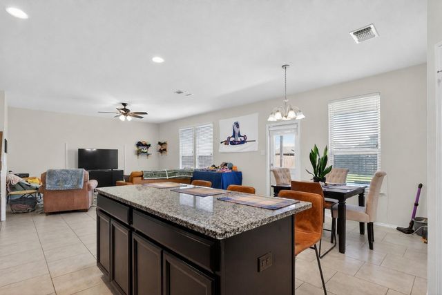 521 Staton ST, Georgetown, TX 78626