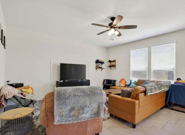 521 Staton ST, Georgetown, TX 78626