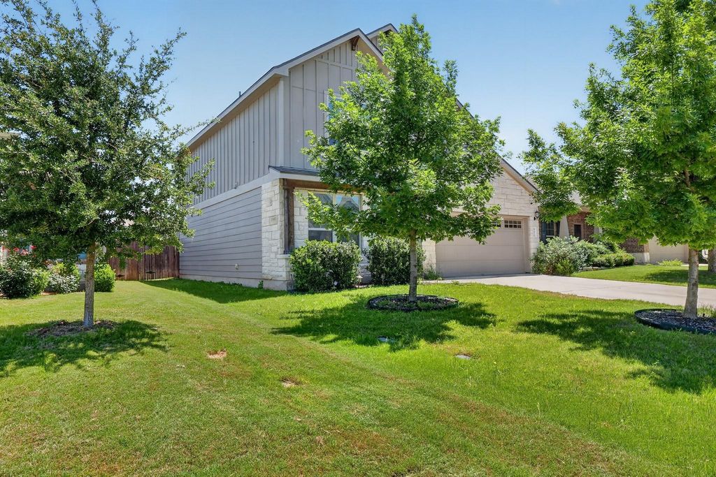 521 Staton ST, Georgetown, TX 78626