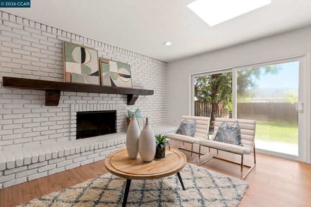 7527 Blue Fox Way, San Ramon, CA 94583