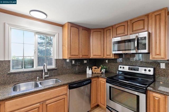 7527 Blue Fox Way, San Ramon, CA 94583