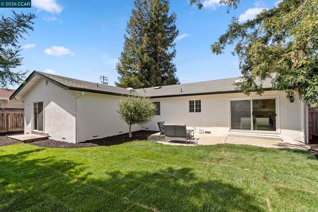 7527 Blue Fox Way, San Ramon, CA 94583