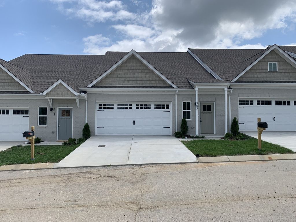 303 Annleeken Dr, Smyrna, TN 37167