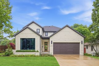 6262 Woodcrest Lane, Dallas, TX 75214