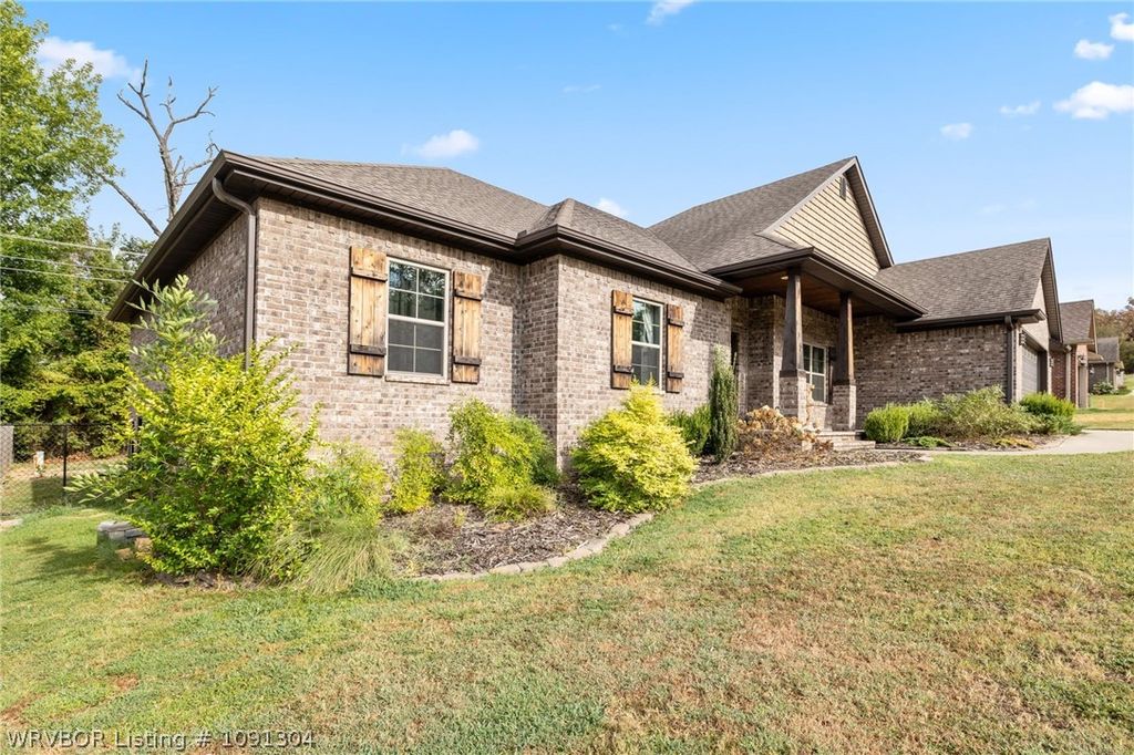 2304 Vail Drive 2304 Vail Drive