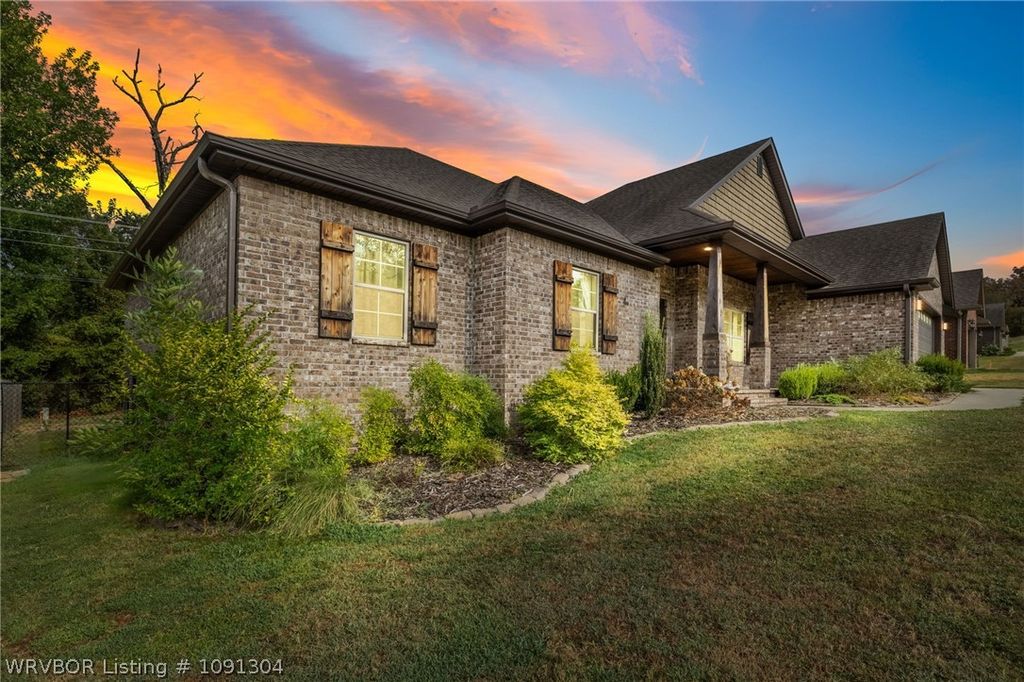 2304 Vail Drive 2304 Vail Drive