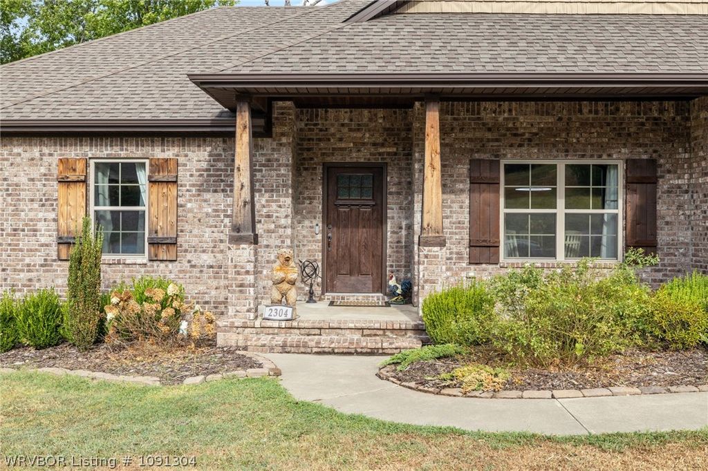 2304 Vail Drive 2304 Vail Drive