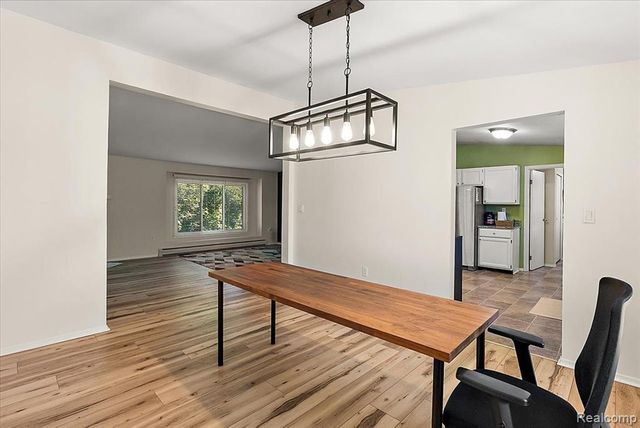 2346 London Bridge Drive 62, Rochester Hills, MI 48307
