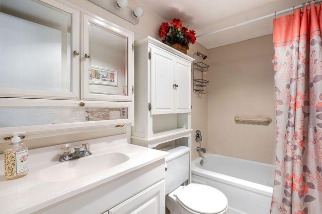 393 Windsor, West Palm Beach, FL 33417