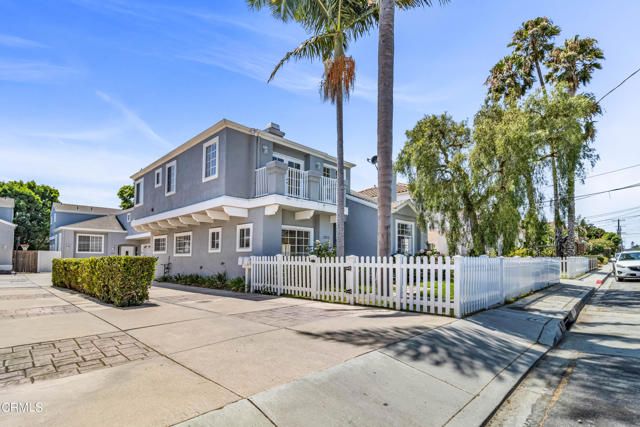 2512 Huntington Lane A, Redondo Beach, CA 90278