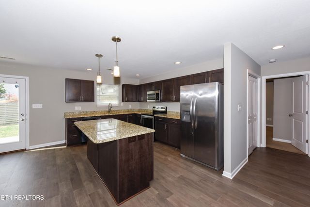 1125 Blackstone View Lane, Knoxville, TN 37932