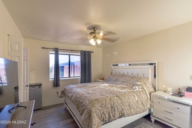 383 S Stonington Place, Tucson, AZ 85748