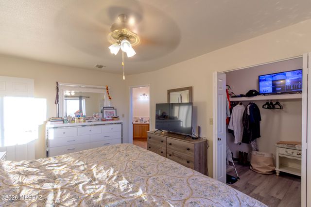 383 S Stonington Place, Tucson, AZ 85748