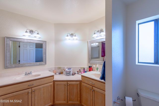 383 S Stonington Place, Tucson, AZ 85748