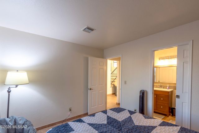 383 S Stonington Place, Tucson, AZ 85748