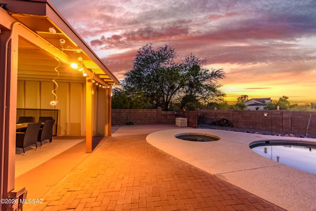 383 S Stonington Place, Tucson, AZ 85748