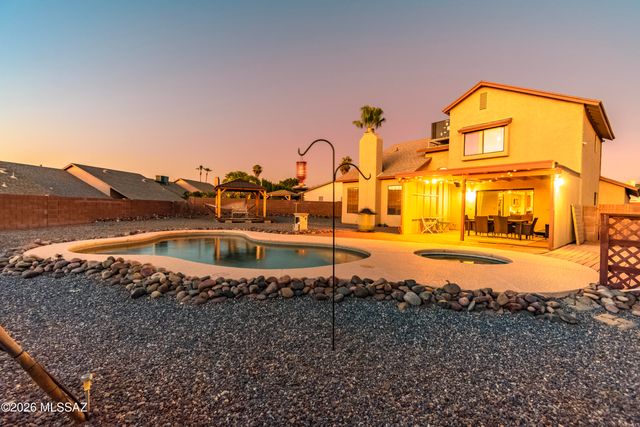 383 S Stonington Place, Tucson, AZ 85748