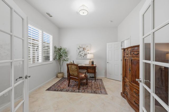 8537 Bridgestone Crescent, Roseville, CA 95747