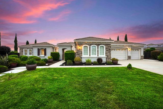 8537 Bridgestone Crescent, Roseville, CA 95747