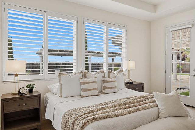 8537 Bridgestone Crescent, Roseville, CA 95747