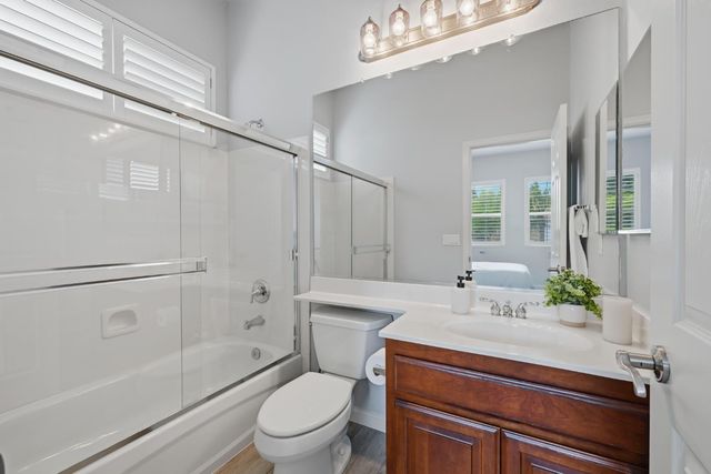 8537 Bridgestone Crescent, Roseville, CA 95747