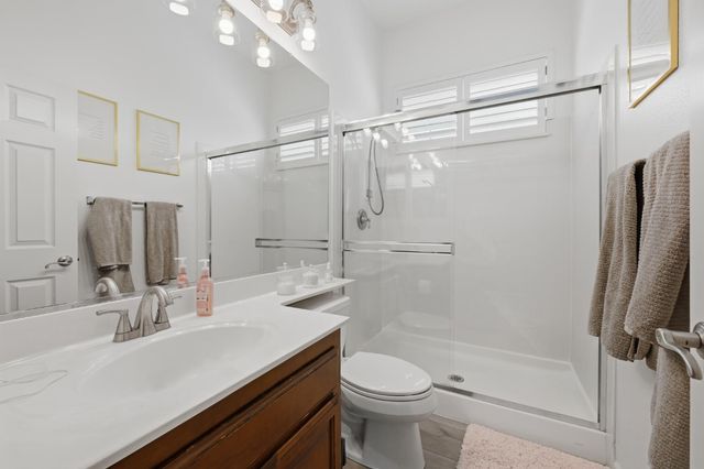 8537 Bridgestone Crescent, Roseville, CA 95747