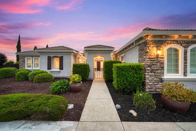 8537 Bridgestone Crescent, Roseville, CA 95747