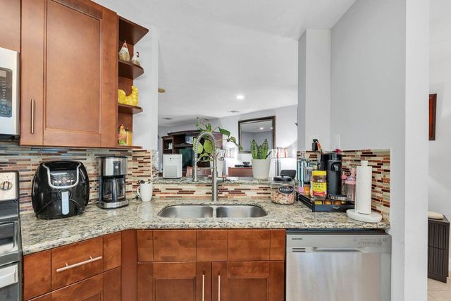 1375 SW 48th Terrace, Deerfield Beach, FL 33442