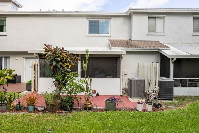 1375 SW 48th Terrace, Deerfield Beach, FL 33442