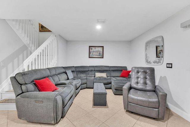 1375 SW 48th Terrace, Deerfield Beach, FL 33442