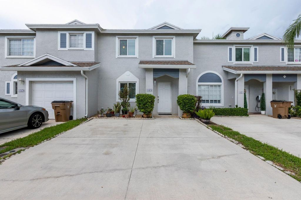 1375 SW 48th Terrace, Deerfield Beach, FL 33442