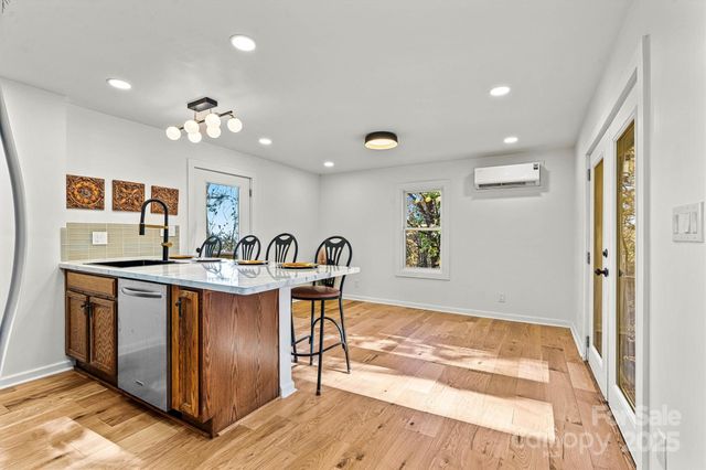 3255 Flat Gap Road, Valdese, NC 28690