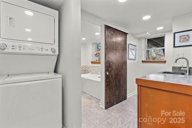 3255 Flat Gap Road, Valdese, NC 28690