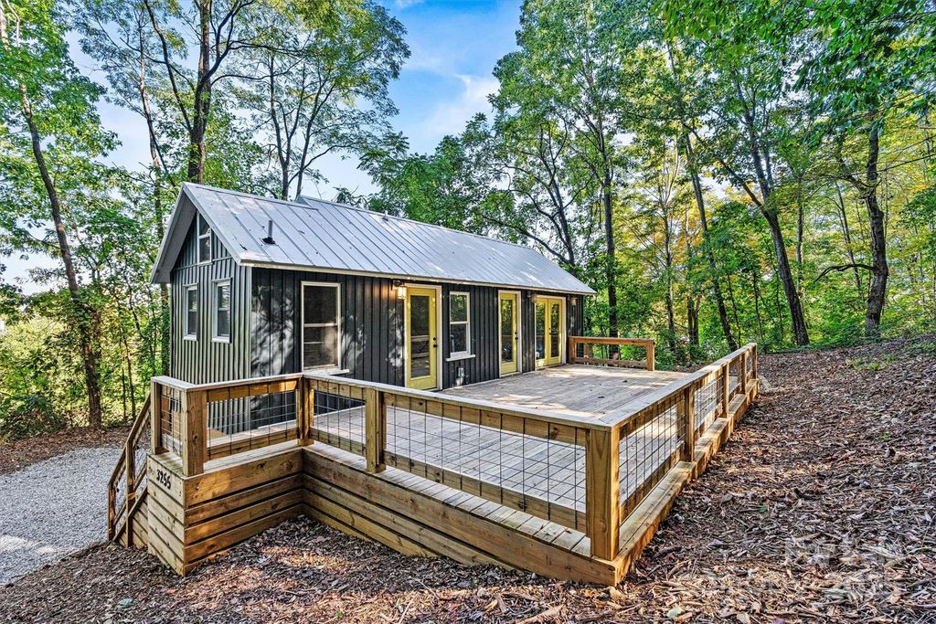 3255 Flat Gap Road, Valdese, NC 28690