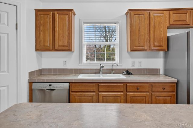 11087 Pierce Road, Tittabawassee Twp, MI 48623