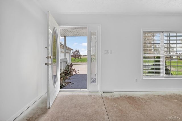 11087 Pierce Road, Tittabawassee Twp, MI 48623
