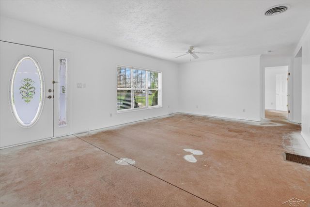 11087 Pierce Road, Tittabawassee Twp, MI 48623