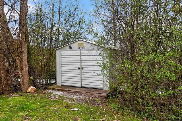 11087 Pierce Road, Tittabawassee Twp, MI 48623