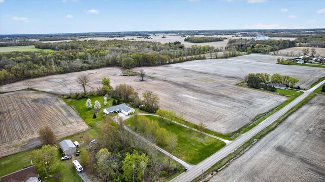 11087 Pierce Road, Tittabawassee Twp, MI 48623