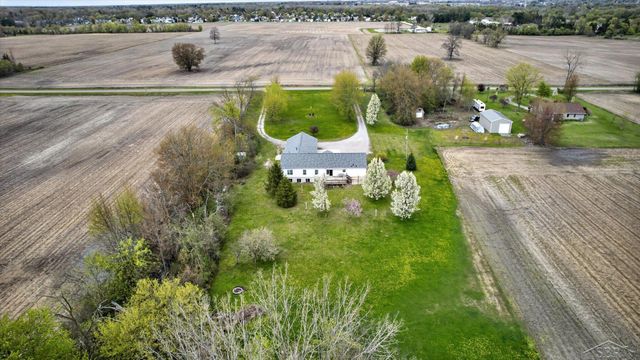 11087 Pierce Road, Tittabawassee Twp, MI 48623