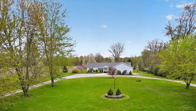 11087 Pierce Road, Tittabawassee Twp, MI 48623