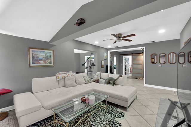 413 SW 11th Street, Fort Lauderdale, FL 33315